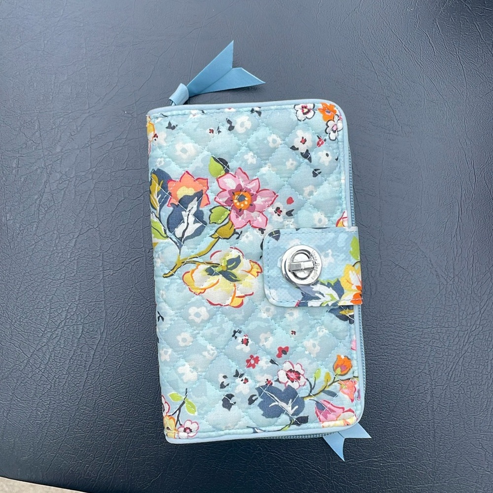 Vera Bradley large wallet/clutch
